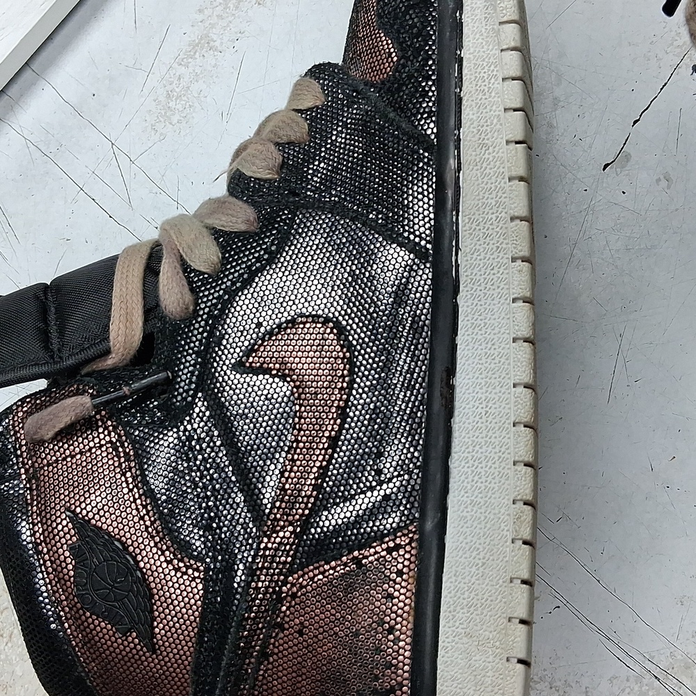Jordans - Picture 8 of 8